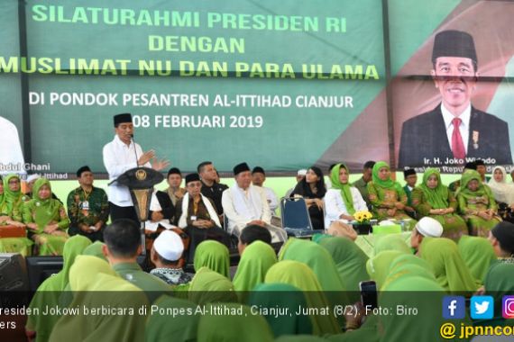 Di Pesantren, Jokowi Bicara Bahaya Perang Saudara - JPNN.COM