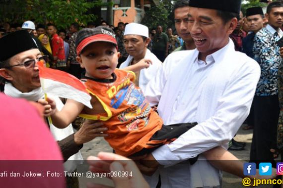 Mengharukan, Rafi si Anak Berkebutuhan Khusus Itu pun Terbang ke Pelukan Jokowi - JPNN.COM