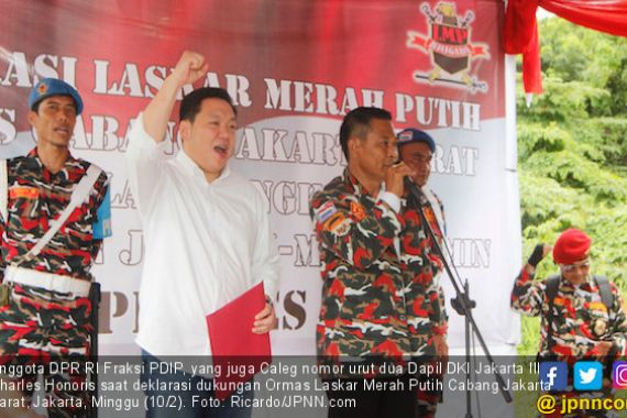 Charles PDIP Ingatkan Barisan Pendukung Prabowo Berpikir Waras soal Beda Kritik & Hoaks - JPNN.COM