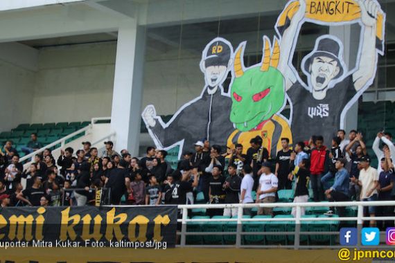 Ultras Impikan Tribune Belakang Gawang - JPNN.COM