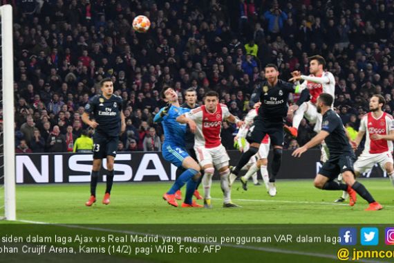 Klarifikasi Resmi UEFA soal Kontroversi VAR dalam Laga Ajax vs Real Madrid - JPNN.COM