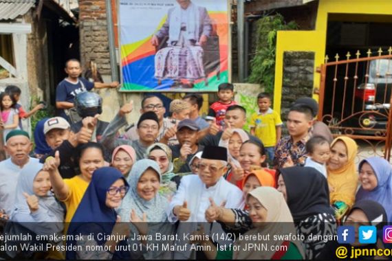 Emak-Emak di Cianjur Rebutan Foto Bareng sama Kiai Ma'ruf Amin - JPNN.COM