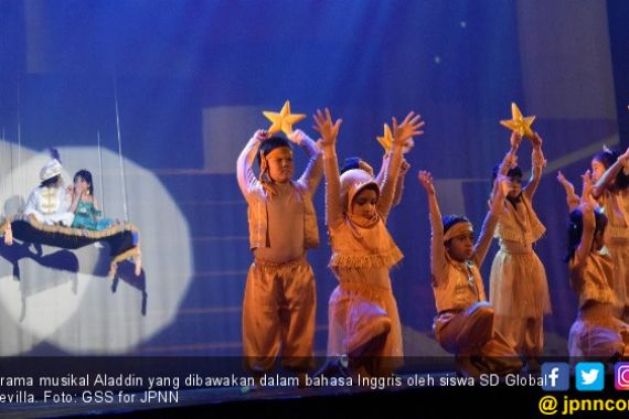 Asah Kemampuan Bahasa Inggris Siswa Lewat Drama Musikal, Keren! - JPNN.COM