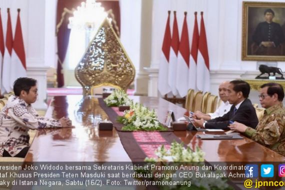 Achmad Zaky Bukalapak Temui Pak Jokowi di Istana, Inilah Hasilnya - JPNN.COM