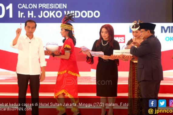 Hasto: Prabowo Cenderung Mengulangi Masalah Lama, Miskin Pengalaman - JPNN.COM