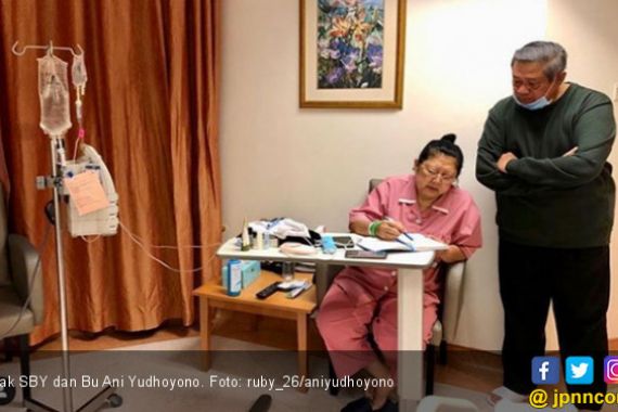 Ani Yudhoyono: Rasanya Seperti Palu Godam Menimpa Saya - JPNN.COM