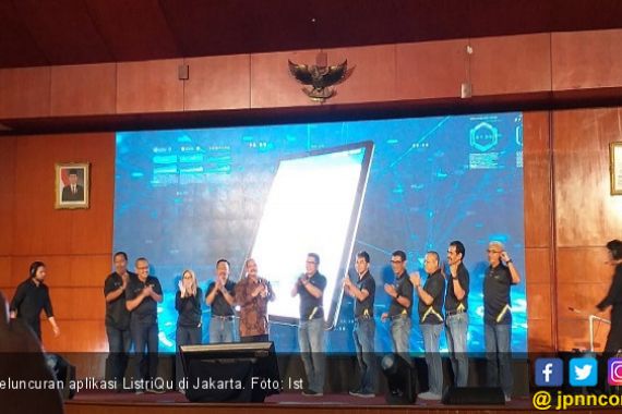 Layanan Instalasi Listrik Semakin Mudah Lewat Jentikan Jari - JPNN.COM