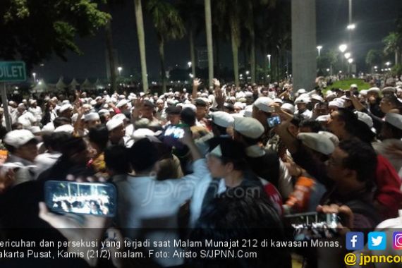 Jurnalis CNN Indonesia TV Laporkan Aksi Persekusi di Munajat 212 - JPNN.COM