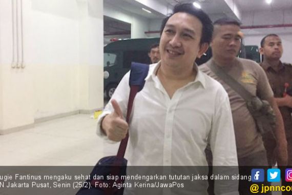Augie Fantinus Siap Dengarkan Tuntutan Jaksa - JPNN.COM