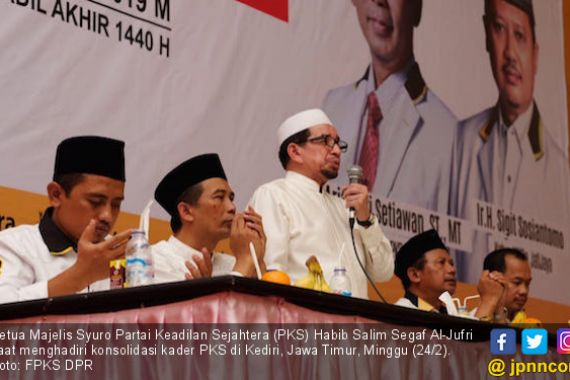 Pesan Habib Salim Saat Konsolidasi Kader PKS di Kediri - JPNN.COM