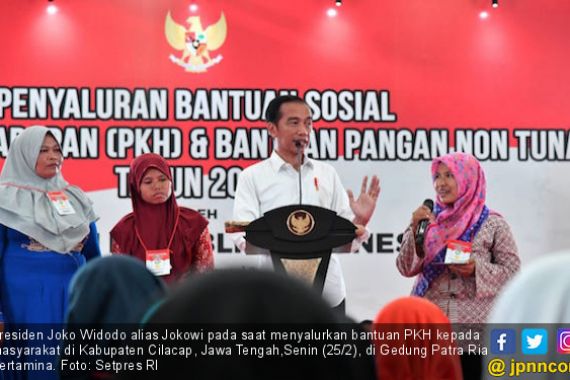 Jokowi Siapkan Dana Besar untuk KIP Kuliah - JPNN.COM