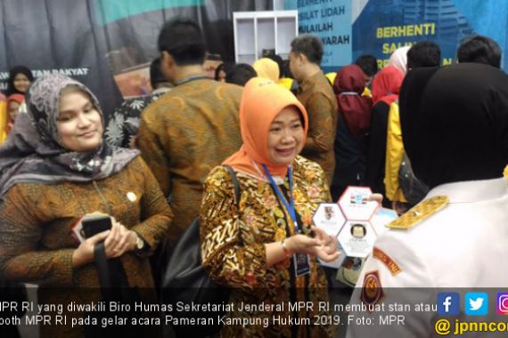 Stan MPR Semarakkan Pameran Kampung Hukum 2019 - JPNN.COM