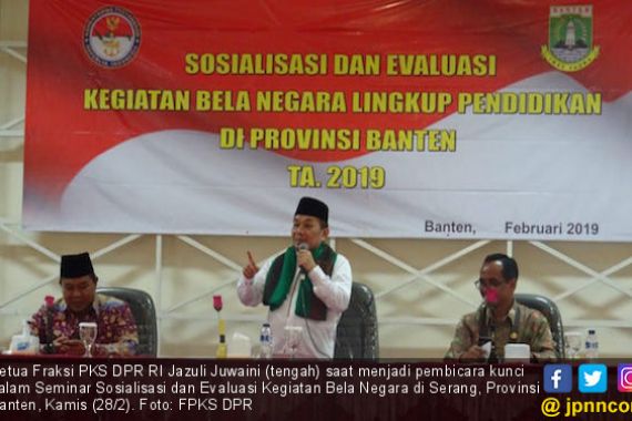 Jazuli Juwaini: Ulama dan Santri Selalu Terdepan Dalam Upaya Bela Negara - JPNN.COM