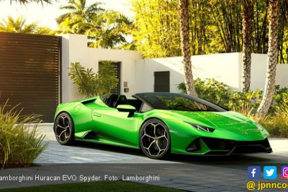 Sensasi Melesat Tanpa Atap di Lamborghini Huracan EVO Spyder - JPNN.COM