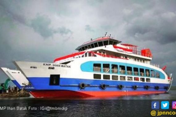 Pengoperasian Kapal Ihan Batak Memudahkan Masyarakat ke Pulau Samosir - JPNN.COM