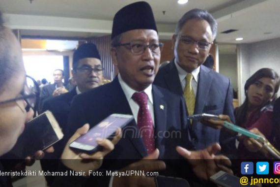 Menristekdikti Mohamad Nasir Jelaskan soal KIP Kuliah - JPNN.COM