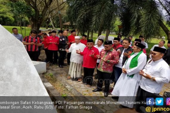 PDIP Awali Safari Kebangsaan Aceh dengan Ziarah Makam - JPNN.COM
