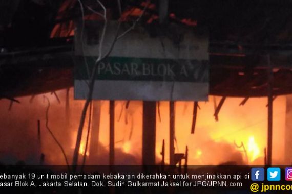 Polisi Masih Selidiki Penyebab Kebakaran Pasar Blok A - JPNN.COM