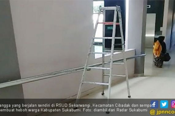 Astagfirullah, Tangga Lipat Berjalan Sendiri Saat Siang di RSUD Sekarwangi - JPNN.COM