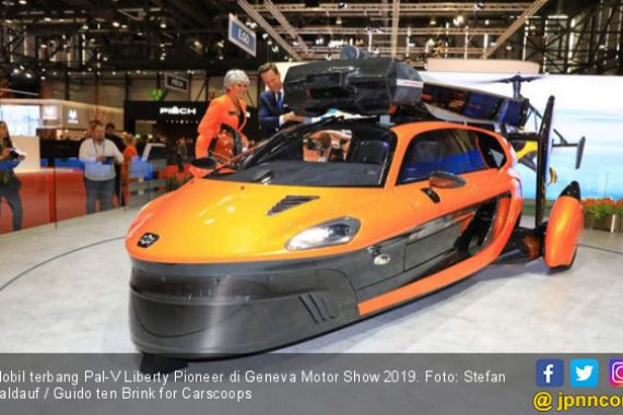 Mobil Terbang Pal-V di Geneva Motor Show 2019, Harga Rp 8 Miliar Lebih - JPNN.COM
