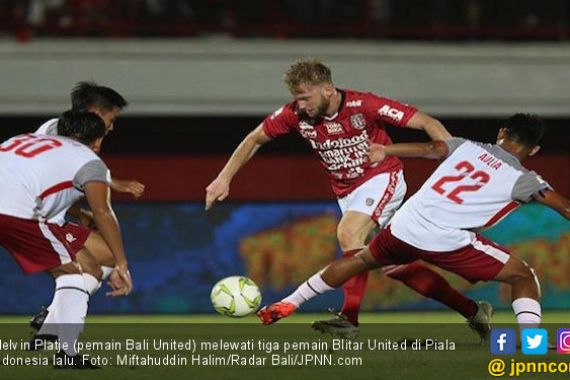 Melvin Platje Berpeluang Jadi Juru Gedor Bali United - JPNN.COM