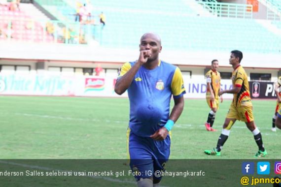 Persebaya Dipermalukan Bhayangkara FC Lewat Gol Salles - JPNN.COM