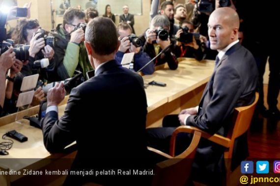 Pecat Solari, Real Madrid Kembali Dilatih Zinedine Zidane - JPNN.COM