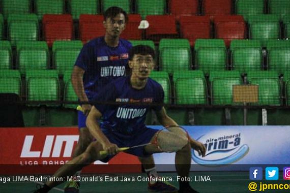 Universitas Brawijaya Dekati Tangga Juara LIMA Badminton - JPNN.COM
