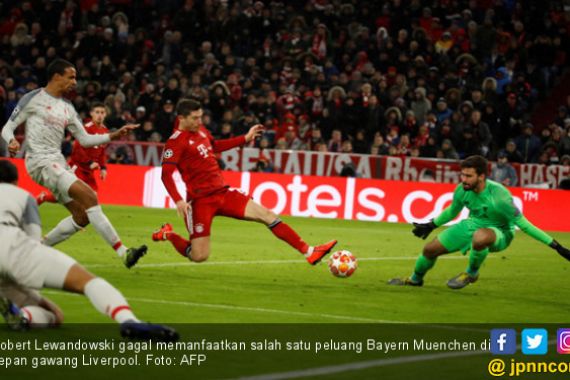 Robert Lewandowski Ungkap Penyebab Liverpool Menang Lawan Bayern - JPNN.COM