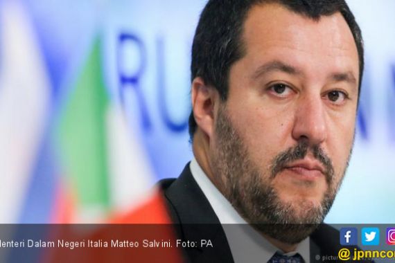 49 Muslim Dibantai Pembenci Imigran, Mendagri Italia Malah Serang Islam - JPNN.COM