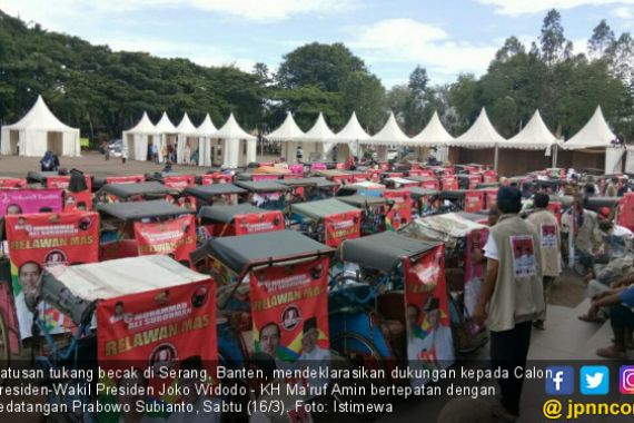 Prabowo Datang, Ratusan Tukang Becak Serang Dukung Jokowi - Kiai Ma'ruf Menang - JPNN.COM