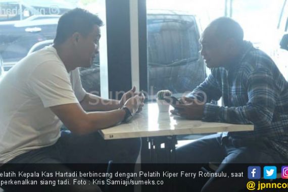 Resmi Jadi Pelatih Sriwijaya FC, Kas Hartadi Ingin Cari Pemain Petarung - JPNN.COM