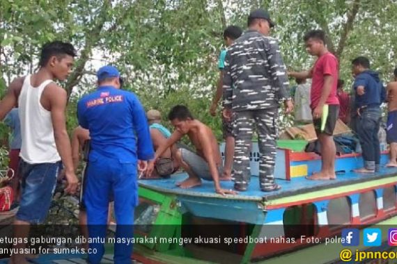 Speedboat dengan 16 Penumpang Tabrak Pohon, Enam Orang Tewas - JPNN.COM