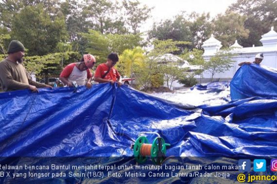 Ada Enam Retakan Tanah di Kompleks Makam Raja – Raja Imogiri - JPNN.COM