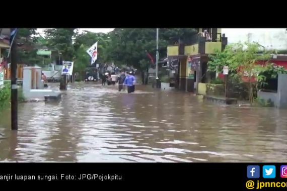 Kali Bekasi Meluap, Sejumlah Wilayah di Bekasi Banjir - JPNN.COM