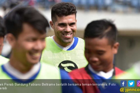 Legenda Persib Beber 3 Kelebihan Fabiano Beltrame - JPNN.COM