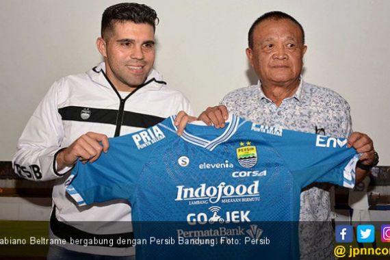 Jalan Berliku Mantan Bek Persija Fabiano Beltrame Gabung Persib Bandung - JPNN.COM