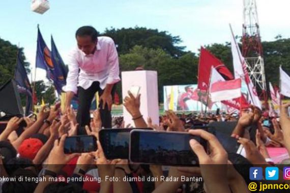 Ribuan Warga Banten Gelar Karnaval Budaya Ramaikan Kampanye 01 - JPNN.COM