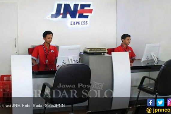 Pembayaran Digital GoPay Bisa Dinikmati di 7000 Gerai JNE - JPNN.COM