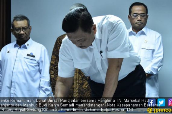 TNI dan Kemenko Kemaritiman Teken Nota Kesepahaman Bersama - JPNN.COM