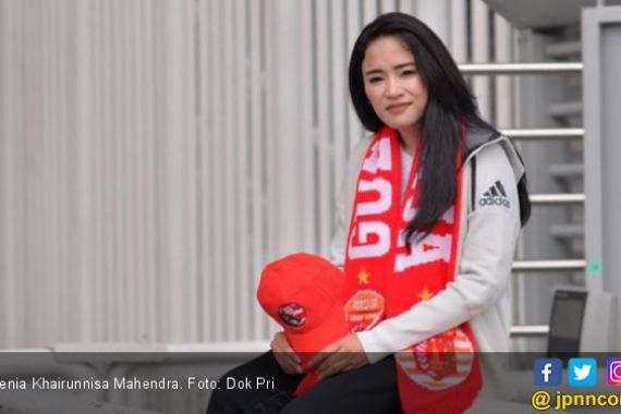 Kenia Khairunnisa: Persija Bukan Sekadar Klub Sepak Bola - JPNN.COM