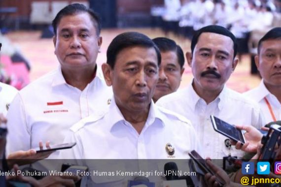 Respons Wiranto soal Kesedihan Menhan Ryamizard - JPNN.COM