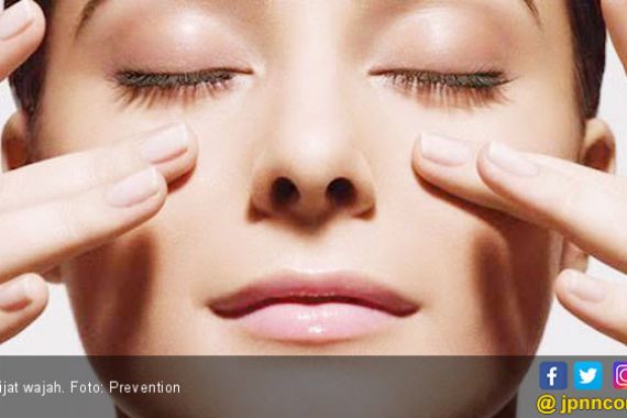 4 Langkah Skincare ini Ampuh Atasi Bekas Jerawat Membandel - JPNN.COM