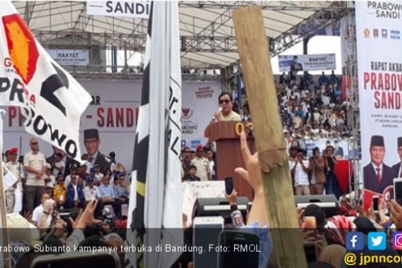 Sindir Jokowi, Prabowo: Pengangguran Itu Dikasih Pekerjaan, Bukan Kartu! - JPNN.COM