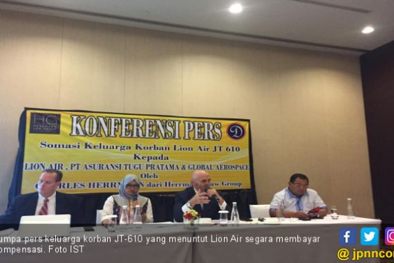 Keluarga Korban JT-610 Tuntut Lion Air Segara Bayar Kompensasi - JPNN.COM