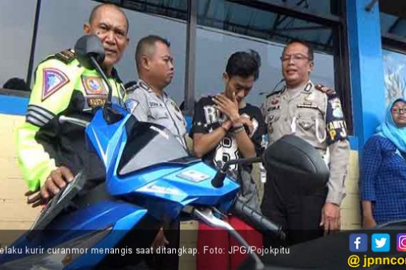 Lah Cemen, Ditangkap Polisi Kurir Curanmor Malah Nangis - JPNN.COM