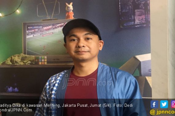 Raditya Dika Lebaran Pertama Sebagai Ayah - JPNN.COM