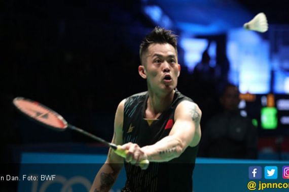 Luar Biasa, Lin Dan Kalahkan Chen Long di Final Malaysia Open 2019 - JPNN.COM