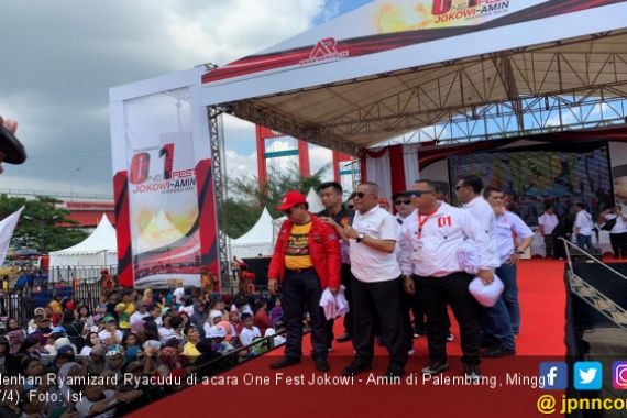 Ribuan Warga Palembang Hadiri One Fest Jokowi - Amin - JPNN.COM