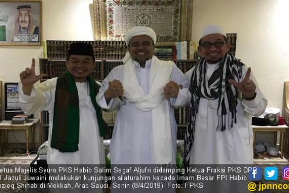 Ini Permintaan FPI ke Jokowi Soal Dugaan Pencekalan Habib Rizieq - JPNN.COM